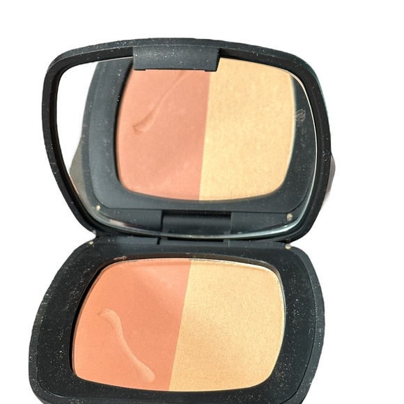 Makeup bundle - Picture 5 of 6